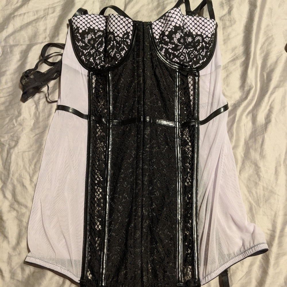 NWT Victoria's Secret Scandalous Chemise 36C